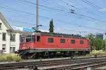 Re 620 006-7 durchfährt den Bahnhof Pratteln. Die Aufnahme stammt vom 19.07.2019.