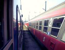 Personenwagen zwischen Wien S�dbahnhof und Simmering Ostbahn
Foto aus einer S80
21.04.2003