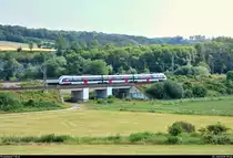 9442 ??? (Bombardier Talent 2) von Abellio Rail Mitteldeutschland als RE 74522 (RE17) von Halle(Saale)Hbf nach Weimar fährt bei Saaleck, Sulzaer Straße, auf der Bahnstrecke Halle–Bebra (KBS 580).
[22.6.2019 | 9:42 Uhr]
