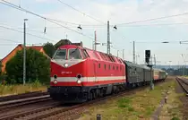 229 147 der CLR erreicht mit einem der Sonderzüge zum Tag der offenen Tür bei Piko in Sonneberg am Morgen des 22.06.19 den Bahnhof Jena-Göschwitz.