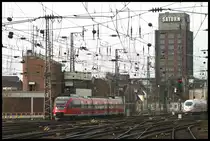 Triebwagen 644013 erreicht hier am 17.3.2005 den HBF Köln.