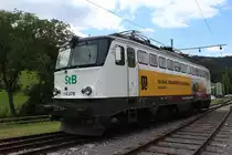 Am 4.8.2019 fand im Bahnhof Übelbach eine kleine Fahrzeugparade im Zuge der Jubiläumsfeier 100 Jahre Übelbacherbahn statt.
Die 1142 578 der Steiermarkbahn steht für die Besucher bereit zum besichtigen.