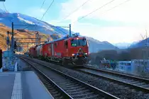 Der walliser Lösch- und Rettungszug XTmas 80 85 9882 925 im Morgendunst. Salgesch, 14.Februar 2019  