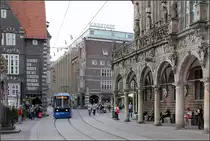 An den Rathaus-Arkaden -

Ein GT8N der Bremer Straßenbahn am dortigen Rathaus.

22.08.2019 (M)