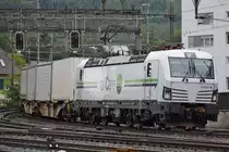 railCare Vectron 476 457  Aargau  bei der Einfahrt in Olten am 10.08.2019.