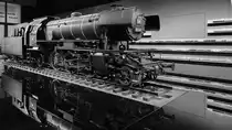 Dieses eindrucksvolle Modell der Dampflokomotive 23 001 entstand 1956 in der Lehrwerkstadt des Ausbesserungswerkes Speldorf (Mülheim an der Ruhr). (Verkehrsmuseum Nürnberg, Juni 2019)