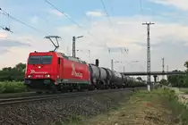 Mit einem leeren Kesselzug fuhr am Nachmittag des 22.05.2018 die ATLU/RHC 2062 (185 604-6) durch die Gleisanlagen von Müllheim (Baden) im Markgräflerland in Richtung Buggingen.