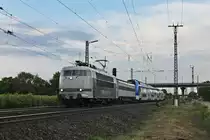 Am Abend des 22.05.2018 überführte die RADVE 103 222-6 den Mälartåg 001 (701 601-5/701 301-2) von Basel Bad Bf in Richtung Padborg, als sie bei Müllheim (Baden) über die Rheintalbahn gen Freiburg (Breisgau) fuhren und noch ziemlich am Anfang ihrer Reise waren.