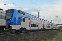 Portrait von Mälartåg 001 (701 601-5/701 101-6), als dieser am Abend des 22.05.2018 durch Müllheim (Baden) von RADVE 103 222-6 gezogen wurde in Richtung Freiburg (Breisgau).