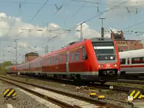 03. Mai 2008, VT 612 082 fährt als Führender des 3er-Zuges RE 3004/3024 von Lichtenfels in Bamberg ein.