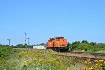 BBL Lok 09 alias 203 122-7 und BBL Lok 08 alias 203 121-9 brummen durch Barleben in Richtung Magdeburg.

Barleben 23.07.2019