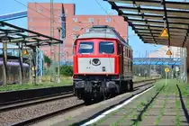 Nachdem 232 908-4 ihren Güterzug nach Magdeburg gebracht hat rauscht sie am Nachmittag durch Zielitz nach Stendal.

Zielitz 23.07.2019