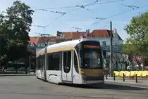 Straßenbahn der STIB auf Place Flagey (Ixelles) am 23. August 2019.
