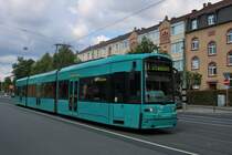 VGF Bombardier Flexity Classic S-Wagen 229 am 03.08.19 in Frankfurt am Main Nied 