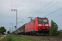 Mit dem gemischten Güterzug (Mannheim Rbf - Basel Bad Rbf) fuhr am 08.06.2018 die 185 164-1 nördlich von Müllheim (Baden) über die Rheintalbahn in Richtung des nur noch wenige Kilometer entfernte Zielbahnhof.