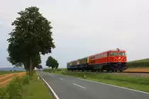 RBAHN 2050.09 mit dem SR 16842 (Rückersdorf-Harmannsdorf - Ernstbrunn) am 02.August 2019 beim Strecken-Km 23,4 der Lokalbahn Korneuburg - Mistelbach.