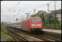 DB 101100 erreicht hier am 9.8.2005 mit dem Intercity Hamburg nach Wien den HBF Osnabrück.