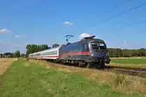 ÖBB Siemens Taurus Nightjet 1116 195-9 am 04.08.19 bei Wolfskehlen mit vier DB IC Wagen