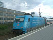 BR 101 016-4  Unicef  mit IC 2017 nach Stuttgart in Bochum Hbf.
Der IC 2017 f�hrt nur an Sonntagen bis Stuttgart Hbf.,die 
anderen Tage bis M�nchen Hbf. (01.07.2007) 