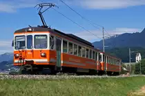 BIPPERLISI.
Die in Langenthal stationierten ASm Be 4/4 Triebwagen 101-104, 107, 301-304.
Stand Juli 2008.
Be 4/4 104 ehemals BTI/SZB als  KLANGLISI  bei Niederbipp am 5. Juli 2008.
Reservetriebwagen Langenthal - St. Urban-Ziegelei.
Foto: Walter Ruetsch 