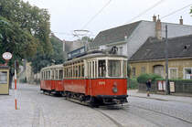 Wien: Die Wiener Straßenbahnen vor 50 Jahren: SL 39 (L1 2570 + m3 5412) XIX, Döbling, Untersievering, Endstation Sievering am 28. August 1969. - Hersteller und Baujahre der Straßenbahnfahrzeuge: L1 2570: Simmeringer Waggonfabrik, 1919 als L, 1930 in L1 umgebaut; m3 5412: Grazer Waggonfabrik, 1929. - Die SL 39 wurde 1970 eingestellt. - Scan eines Farbnegativs. Film: Kodak Kodacolor X. Kamera: Kodak Retina Automatic II.   