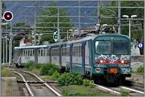 R4971 mit Ale 582-060 nach Colico verlässt Chiavenna. (05.09.2019)