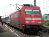 Br.101 038-8 mit einem IC von N�rnberg Hbf nach Karlsruhe Hbf im Bahnhof Alen. �ber Schw�bisch Gm�nd, Stuttgart Hbf, Vaihingen/Enz, M�hlacker, Pforzheim. Aufgenommen am 2.July 2007