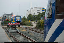 ETCS im hohen Norden Dänemarks. Die Strecke zwischen Aalborg und Frederikshavn dient als Pilotstrecke für die Ausrüstung des kompletten dänischen Schienennetzes mit ETCS bis 2030.
Hjørring mit Zügen der NJ nach Skagen und Hirtshals, 18. August 2019.