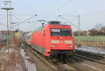 AM 26.01.2013 fährt 101 111 mit IC Karlsruhe-Nürnberg durch Stuttgart-Zuffenhausen. Mittlerweile wurden die IC auf dieser Linie auf IC 2 umgestellt.  