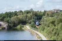 Vy BM 72 117 als Lokaltog Stavanger - Egersund am 20. August 2019 kurz nach Hellvik.