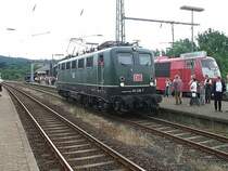 141 228-7 war bei Vivat Viadukt 2007 f�r die F�hrerstandsmitfahrten zust�ndig. Altenbeken,1.7.2007