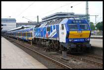 Die NOB-Bahn Steht Abfahrtbereit Im Bahnhof Hamburg-Altona Um Nach Westerland(Sylt) Zu Fahren 24.06.07