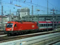 1216 024-0 E190 024  part-of-the-best , im Hauptbahnhof von München; 190716