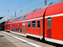 Der 25-04 042-1 DBuza 747.5 war der einzige DBuza mit Übersetzfenstern der bereits den einzelnen  DB Keks  bekam. Am 31.05.18 verließ er den Bahnhof Eberswalde Hbf, im Zugverband des RE3. An selbigen Ort fand er etwa ein Jahr später sein ende, beim Steil in Eberswalde 