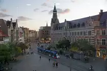 Strassenbahn Erfurt.
Die Tramhaltestellen Anger in der Abenddämmerung am 18. September 2019.
Foto: Walter Ruetsch