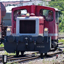 Mit der Rangierlokomotive 332 157 wurden Anfang Juni 2019 im Bayerischen Eisenbahnmuseum Nördlingen Führerstandsmitfahrten angeboten.