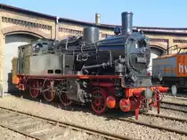 Diese ehem. preußische Tenderlok T11- zuletzt bezeichnet als 74 1230 -war über viele Jahre hinweg Traditionslok bei der DR und auch zu Sonderfahrten unterwegs. Nach ihrer Abstellung ist sie selten zu sehen. Berlin, Eisenbahnfest im ex Bw Schöneweide, 22.9.2019.