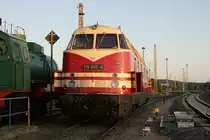 Historisches Bahnbetriebswerk Arnstadt.
Am 21. und 22. September fand das grosse Eisenbahnfest statt.
Impressionen verschiedener Fahrzeuge vom 20. September 2019 anlässlich der Nachtfotoparade von 19:00 Uhr bis 23:00 Uhr.
Foto: Walter Ruetsch