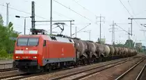 DB Cargo AG [D] mit  152 050-1  [NVR-Nummer: 91 80 6152 050-1 D-DB] mit Kesselwagenzug für Kreideschlamm (leer) am 07.08.19 Bahnhof Flughafen Berlin Schönefeld.