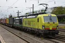 193 559 zusammen mit 193 278 bei der Durchfahrt in München Heimeranplatz am 08.10.2019