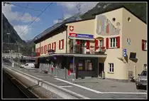 Sonnig präsentiert sich der Bahnhof von Campocologno am 2.10.2019.