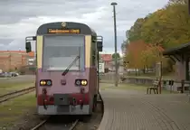 187 019-5 kurz vor der Abfahrt in Harzgerode. 11.10.2019 11:34 Uhr.