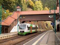 ein Regioshuttle BR 650 der S�d-Th�ringen-Bahn in Oberhof (Th�r.) (9.10.2003)
