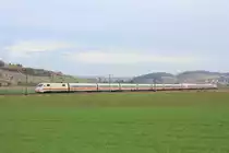 Unbekannter in Richtung München verkehrender 401 am 01.11.2018 bei Möttingen. 