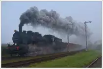 ÖGEG 657.2770 mit ihrem SLGAG 93876 von Braunau nach Friedburg bei der Einfahrt in Mauerkirchen am 19.10.2019.