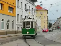 Graz. Am 14.09.2019 fuhr TW 121 als Shuttle
zum Publikunstag am Grazer Hauptbahnhof, hier
bei der Remise zum wenden. 