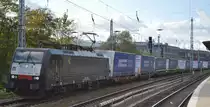 LTE Polska Sp. z o.o., Gdynia [D] mit der MRCE Dispo  ES 64 F4-806  [NVR-Numer: 91 80 6189 806-3 D-DISPO], mit Taschenwagenzug Richtung Frankfurt/Oder weiter nach Polen am 28.10.19 S-Bf. Berlin Köpenick.