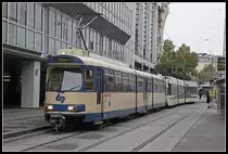 WLB Triebwagen 125 in Wien Resselgasse am 30.10.2019.