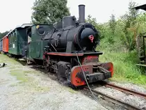 LOK13 der GTB wird mittels Gartenschlauch  gewässert  Bhf. Pöckstein-Zwischenwässern; 170903