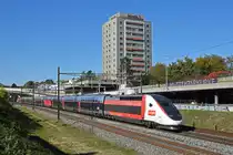 TGV Lyria 4718 fährt Richtung Bahnhof SBB. Die Aufnahme stammt vom 16.10.2019.